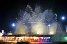 Image du Maroc Professionnelle de  L'ancienne fontaine lumineuse et musicale de Casablanca qui étai l’une des plus importante attraction du centre ville  de la cité blanche, la fierté des Bidaouis surtout durant les années soixante dix et quatre vingt. Située sur la place Mohammed V, Mercredi 21 Novembre 2012. (Photo / Abdeljalil Bounhar) 